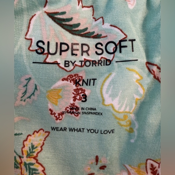 NWT Torrid Mint Floral Supersoft Button-Front Dress - Torrid Size 3 (22-24, 3X) - Picture 14 of 16